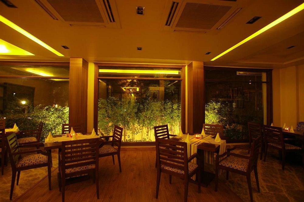The Orion - Greater Kailash Neu-Delhi Restaurant foto
